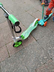 ArtSport Scooter Cityroller Dino - Big Wheel & klappbar - Kinder Roller Grün Kunden-Foto 11