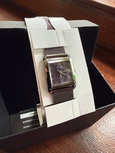 Citizen Elegance / wymienny pasek Citizen EM1006-40A damski zegarek na rękę z wymiennym paskiem Zdjęcie produktu od klienta nr 1