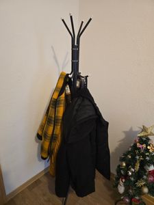 Kleiderbügel mit 12 Haken 170cm Garderobenständer Kleiderständer Freistehender Kleiderständer Kleiderstange aus Stahl Wohnzimmer Schwarz Retoo Kunden-Foto 5