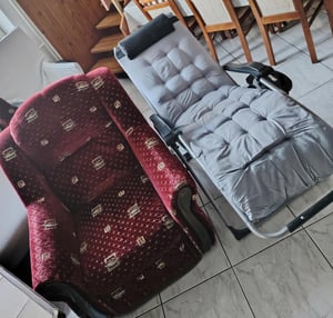 tillvex® Liegestuhl klappbar bis 200 kg Anthrazit | Sonnenliege wetterfest für Balkon, Garten & Terrasse | Outdoor Liege verstellbar mit dickem Polster | Relaxliege mit Nackenkissen, Getränkehalter & Auflage Kunden-Foto 2