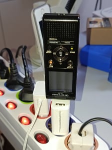 Olympus WS-883, 4220 h, LPCM, MP3, 8 Ohm, 40 - 17000 Hz, 8 - 128 Kbit/s, 8 MB Kunden-Foto 1