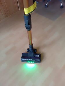Ultenic U20UL akumulátorový vysavač, 60000Pa/ 600W/60Min, akumulátorový vysavač se samostojící konstrukcí, flexibilním ohýbacím kloubem, kartáčem proti zamotání podlahy Fotografie od zákazníka č. 18