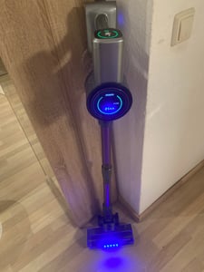 SmartAI P40 kabelloser Staubsauger herausnehmbarer Ersatzakku, 7 * 2500 mAh Akkukapazität, bis zu 45-50 Minuten Betriebszeit Kunden-Foto 10