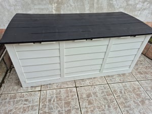 FCH Gartenbox Wasserdicht, 280 L Kunststoff-Aufbewahrungsbox – für Garten, Terrasse, Balkon, 112x51x50 cm, Weiß Kunden-Foto 1