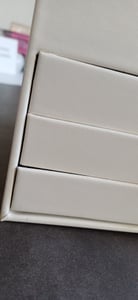 Schmuckbox, Schmuckschatulle, Schmuckkästchen, Schmuck Organizer, mit 3 Ebenen, 2 Schubladen, für Ringe, Halsketten, Ohrringe, Armbänder, Schwarz Kunden-Foto 1