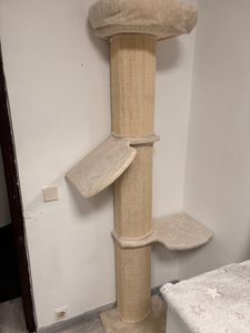 Wand Kratzbaum Stella beige 45 x 39 x 186 cm Kunden-Foto 2
