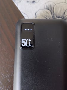 Powerbank, 50000mAh Externer Akku, 22,5W Schnellladegerät, Tragbares Ladegerät, mit LED Display, 3 Ausgängen & 2 Eingängen, für iPhone/Samsung Kunden-Foto 3