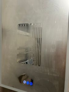 EMKE Spiegelschrank mit LED Beleuchtung 400 x 600 x 145mm mit beschlagfrei und 3 dimmbar Lichtfarbe, 1 Tür Badschrank mit Steckdose und Touchschalter Kunden-Foto 2