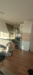 COSTWAY szafka kuchenna wysoka, półka kuchenna na kółkach, 5-poziomowa, stojak na kuchenkę mikrofalową z drzwiami na zawiasach PC i zabezpieczeniem przed przechyleniem, wysoka szafka stojąca, do kuchni, jadalni, salonu, czarna Zdjęcie produktu od klienta nr 3