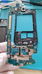 Samsung GT-i9305 Oberschale + Display Einheit Sch. Kunden-Foto 2