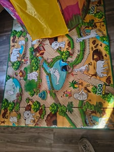 Ricokids RK-343: Tappetino in schiuma da colorare, dimensioni 200 x 120 x 0,3 cm, con pennarelli, tema: animali della giungla Foto del cliente 1