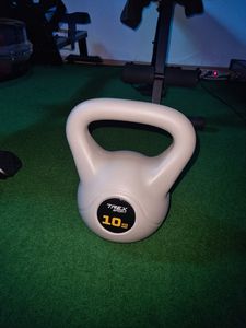 TREX SPORT Kettlebell 16 kg Kugelhantel Schwunghantel TX-016CKB | Kugelgewicht, Fitness & Krafttraining | rutschfester Griff, bodenschonend Kunden-Foto 2