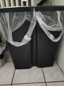 Afvalbak Prosperplast COMPACTA Q DUO, 45 liter, gerecycled zwart met zwart deksel Klantenfoto 1