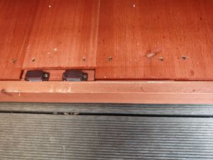 COSTWAY Lagerschrank mit herausnehmbarem Regal & 4 Universalrädern, Holzschrank, Geräteschrank für Garten, Innenhof und drinnen Kunden-Foto 3