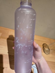 KIVY Trinkflasche 1l - Kohlensäure geeignet & Auslaufsicher - Für Sport, Schule & Büro - Sport Trinkflasche Gym - Wasserflasche Sprudel geeignet Kunden-Foto 2