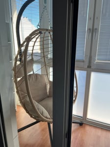 HinHocker Hängesessel mit Gestell, Creme, Hängeschaukel für Indoor und Outdoor, Schaukelstuhl Kunden-Foto 4