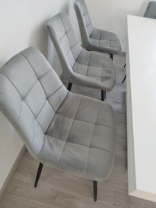 6er Set Esszimmerstühle Küchenstuhl Polsterstuhl Wohnzimmerstuhl aus Samt mit Rückenlehne Schwarz Kunden-Foto 2