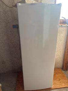 PKM GS98EW, 98 l, 4,5 kg/24h, N-ST, 39 dB, E, Weiß Kunden-Foto 1