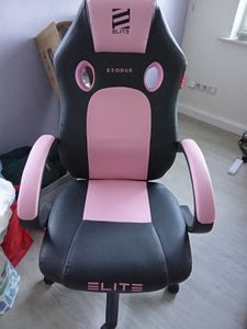 Elite Gaming Stuhl EXODUS | Bürostuhl Ergonomisch - Schreibtischstuhl - PC Gamer Racing Stuhl - Gaming Sessel - Computerstuhl - Belastbar bis 150 kg Kunden-Foto 1