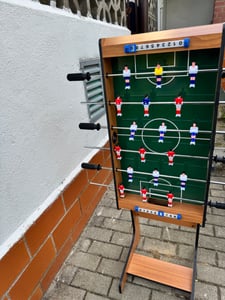 COSTWAY 4 w 1 – stół do piłkarzyków, stół wielofunkcyjny z piłkarzykami, bilardem, tenisem stołowym i air hockeyem, zestaw stołów do gier dla dzieci i dorosłych 125 x 97 x 83 cm Zdjęcie produktu od klienta nr 10