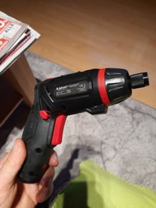 BRAST Akkuschrauber Akku Bohrschrauber | 4,0V / 2Ah Li-Ion | 54 Chrom-Vanadium-Bits | schwenkbarer Kopf | USB-C Ladekabel | integrierter Akku & Überlastschutz Kunden-Foto 3