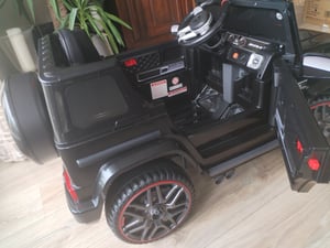 Mercedes-Benz G 63 G63 AMG V8 Biturbo dětské auto dětské vozidlo dětské elektrické auto 12 V / 2x motory (černé) Fotografie od zákazníka č. 5