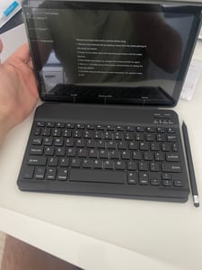 Tablette 2-en-1 10 pouces avec clavier, 24 Go de RAM, 128 Go de ROM, processeur octa-core, Android 15 Photo du client 5