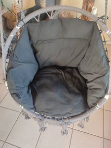 OMNA | Cuscino per altalena da giardino "Nido di cicogna" - 55x60 cm - Nero - Ergonomico e facile da pulire Foto del cliente 1