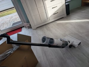 JONR ED12 lite Nass Trockensauger, 750mL Wassertank, 25-Minuten, Kantenreinigungsbürste, automatische Reinigungsfunktion für Hartböden Kunden-Foto 1