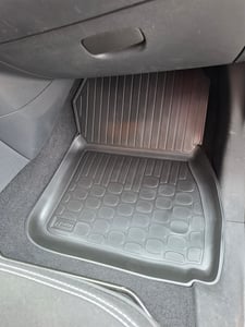 NORM Liners | Gumové koberce se zvýšeným okrajem pro Fiat 500L 2012- Fotografie od zákazníka č. 2