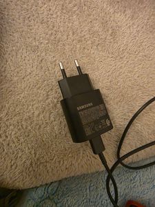 Rýchlonabíjačka Samsung USB-C 25 W s nabíjacím káblom USB-C 1,0 m - čierna Fotografia od zákazníka č. 2