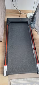 Laufband mit 7 % Steigung – 3-in-1-Laufbänder bis 130 kg – 1–8 km/h einstellbar – Lauffläche 38,5 x 90 cm – Schwarz Kunden-Foto 2