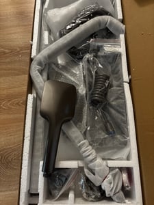 Set doccia CDGlobal con rubinetto, sistema doccia con miscelatore monocomando, asta doccia regolabile e soffione angolare, doccia a pioggia con rubinetto, nero Foto del cliente 1