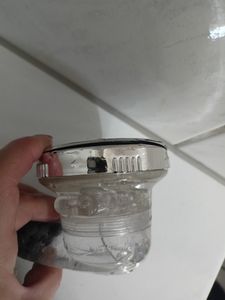 Wassersparender Duschkopf mit Mineralsteinen, Duschbrause mit 3 Wasserstrahl-Einstellungen, Druckerhöhender Sparduschkopf mit Filter-Funktion für weiches Wasser Kunden-Foto 2