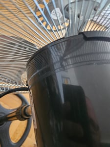 TOO FANS-45-400-B-3IN1, 50 W, 45 cm, 3 prędkości, oscylacja, metalowe łopatki, srebrno-czarny, wielofunkcyjny wentylator Zdjęcie produktu od klienta nr 2