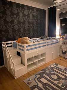 Flieks Etagenbett 90x200cm mit Schrank, Hochbett mit Leiter und Treppe, Kinderbett Stockbett Einzelbett mit Rausfallschutz, Holzbett für Kinder, Weiß Kunden-Foto 6