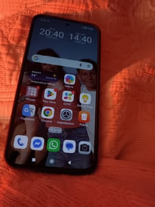 XIAOMI Redmi Note 15 Pro 5G Smartphone 12+512GB, 6580 mAh, IP68 Staub- und wasserdicht, 6,83" 1,5K CrystalRes AMOLED-Display Schwarz Kunden-Foto 1