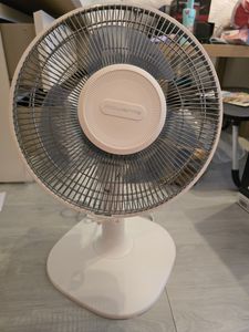 Rowenta Essential VU2310, Domáci lopatkový ventilátor, Biela, Tabuľka, 46 dB, 25 cm, 1200 m³/h Fotografia od zákazníka č. 1