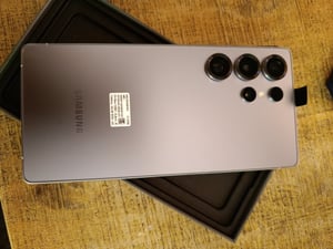 Samsung  Galaxy S25 Ultra 256GB Titanium Jetblack  Absolut Black Kunden-Foto 7