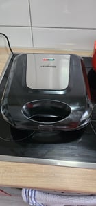 Lehmann Waffeleisen für Nüsse | Elektrischer Nussbäcker, Erdnüsse, Haselnüsse | 24 Hälften | max. 1400 W Kunden-Foto 2