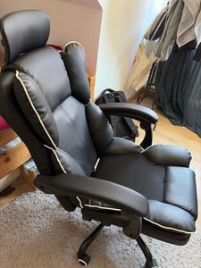 Gaming-Stuhl mit Ventilator, Bürostuhl, Luftkühler und Kühlung – Belüfteter Kühlsitz, mit Liegefunktion,  sanfte Vibrationsmassage, Schwarz Kunden-Foto 40