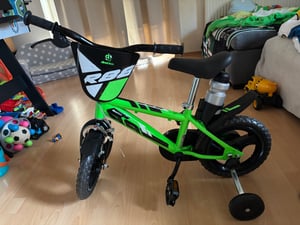 Jungen Kinderfahrrad  – 12 Zoll MTB R88 Jungenfahrrad| Original Kinderrad mit Stützrädern - Das Fahrrad als Geschenk für Jungen - Grün Kunden-Foto 1