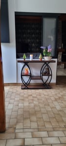 Tribesigns Table console, table basse étroite, table d'entrée, table d'accent, industrielle, 4 niveaux, salon, entrée, 100 x 30 x 80 cm, marron Photo du client 1