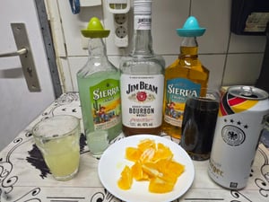 Sierra Lime Licor de Tequila 18% Vol. 0,7l Kunden-Foto 1