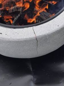 Feuerschale 2-in-1 in Granit-Optik | ca. Ø 60 cm | inkl. Grillrost, Schürhaken & Funkenschutz | als Grill oder Feuerkorb für den Garten nutzbar | moderne Feuerstelle zum Kochen und Chillen Kunden-Foto 1