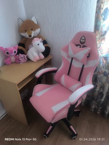 GOTAGEE Gaming-Stuhl Bürostuhl Ergonomischer Gaming Sessel mit Lendenwirbelstütze Fußstütze mit Katzenohren Kopfkissen Höhenverstellbar Schwarz Kunden-Foto 1