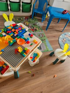 Aopunly Kindertisch mit Stühle Kindersitzgruppe mit 251Stück Bausteine Mehrzweck Tabelle ,mit 2 Stühlen,Sitzgruppe für Kinder mit Stauraum Kunden-Foto 2