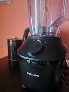 Philips Standmixer 3000 Series, Glasbehälter, 2 Geschwindigkeiten, 1.25 L, 600 W, Schwarz (HR2291/41) Kunden-Foto 1