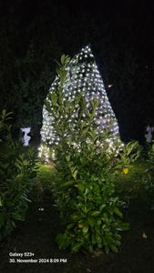 1.5X1.5M 96LED Lichtervorhang Lichterkette 8 Lichtmodi Wasserdicht Weihnachtslicht Party Garten Lichternetz, Warmweiß Kunden-Foto 4
