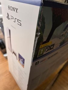 Sony Interactive Entertainment PlayStation 5 Digital Edition, PlayStation 5, Schwarz, Weiß, 16000 MB, GDDR6, AMD, AMD Ryzen Zen 2 Kunden-Foto 5